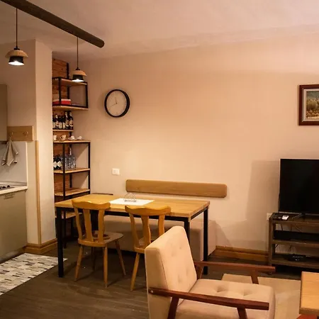 Vila Epidami 99 Гостевой дом